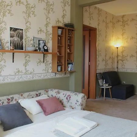 Appartement Charming And Artistic Matryoshka Place In Downtown Sofia